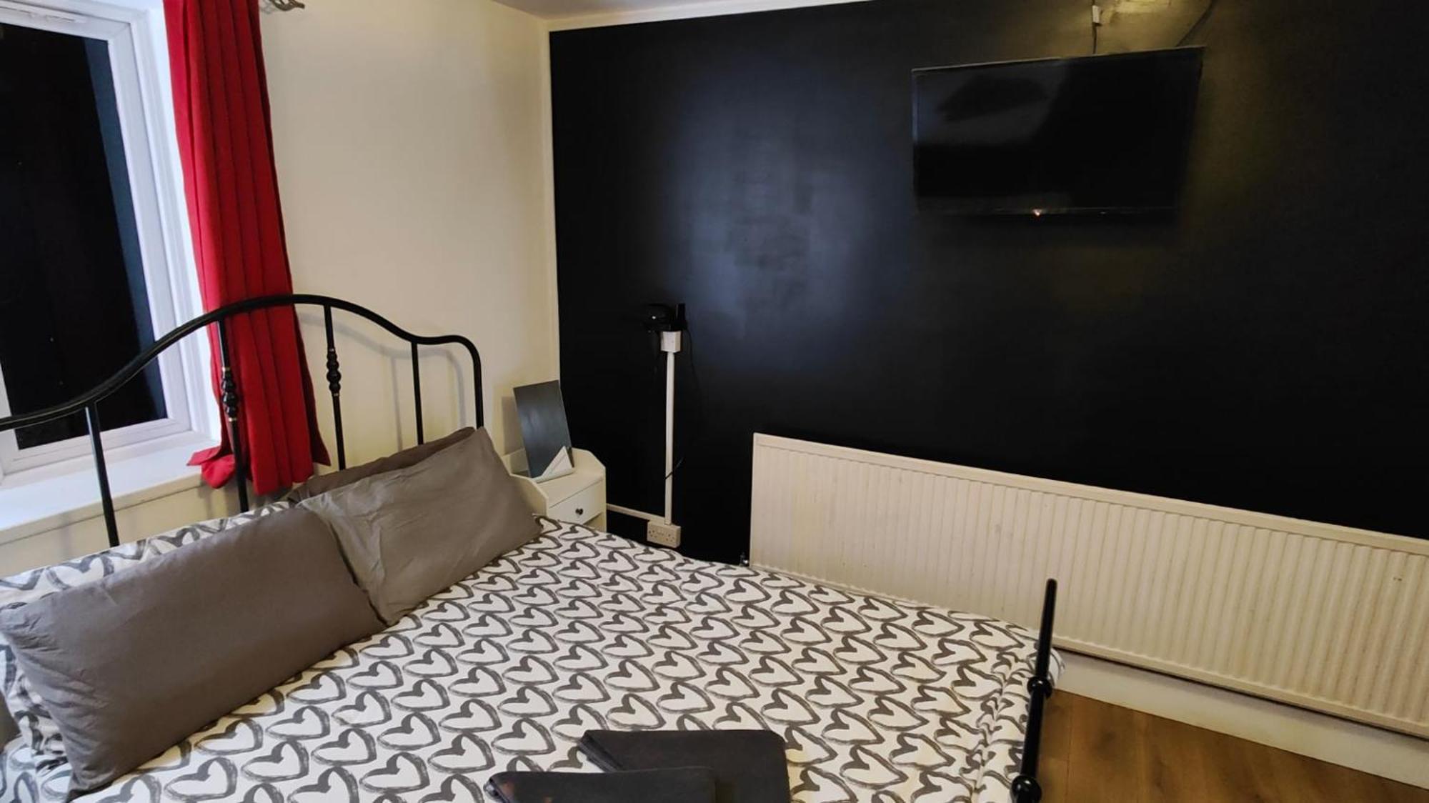 Xtasia Adult Hotel - Adults Only West Bromwich Bagian luar foto